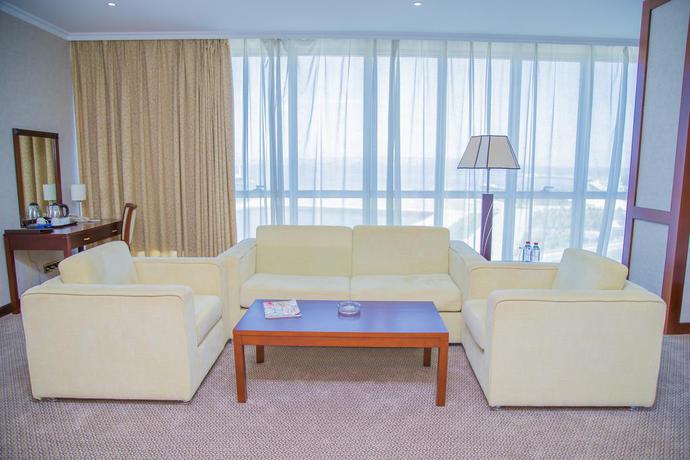 Imagen de los interiores del Hotel Golden Coast Baku. Foto 16