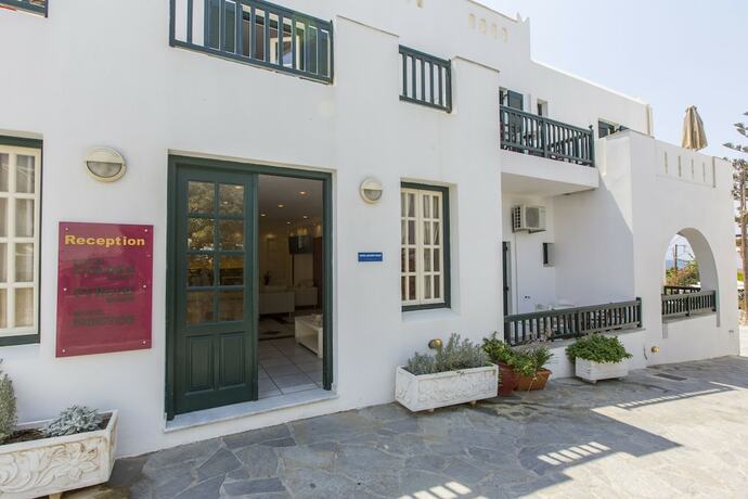Imagen general del Hotel Golden Coast Naxos. Foto 10