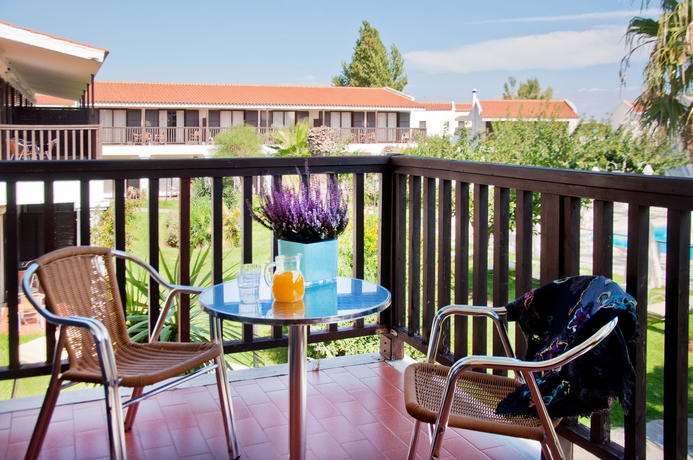 Imagen de la habitación del Hotel Golden Coast and Bungalows - All Inclusive. Foto 4