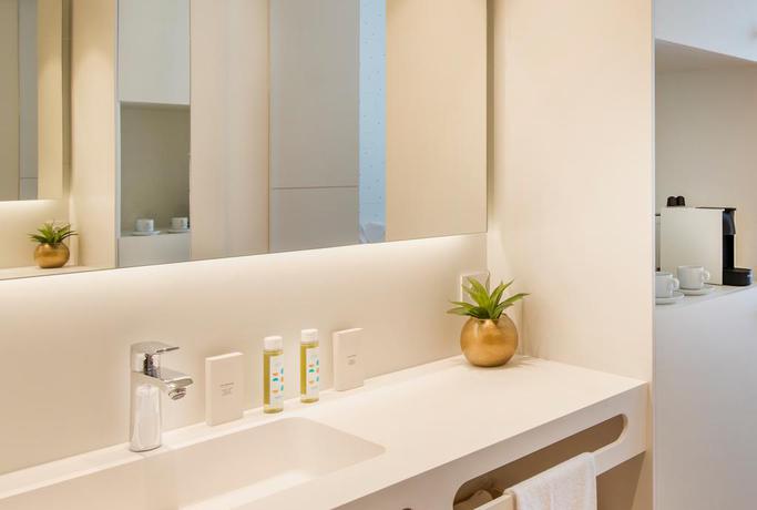 Imagen de la habitación del Hotel Golden Costa Salou - Adults Only. Foto 10