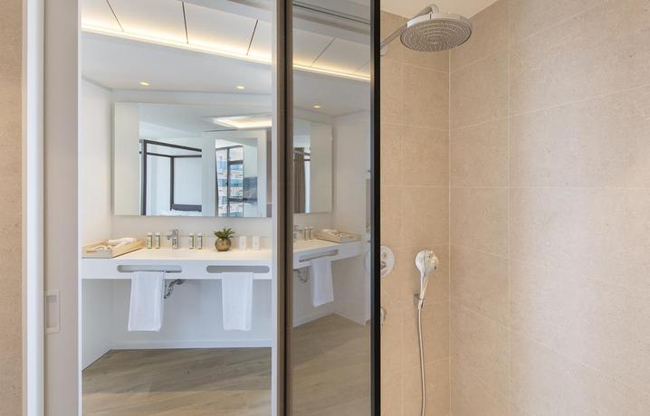 Imagen de la habitación del Hotel Golden Costa Salou - Adults Only. Foto 11