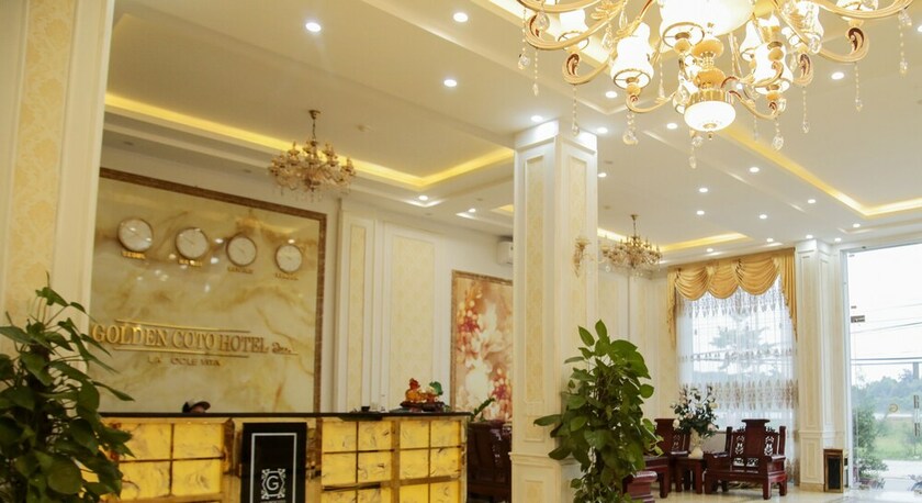 Imagen de los interiores del Hotel Golden Coto. Foto 35