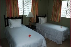 Imagen de la habitación del Hotel Golden Cove Resort. Foto 2