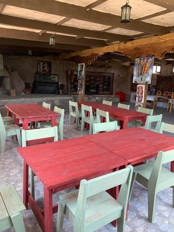 Imagen del bar/restaurante del Hotel Golden Cradle. Foto 5