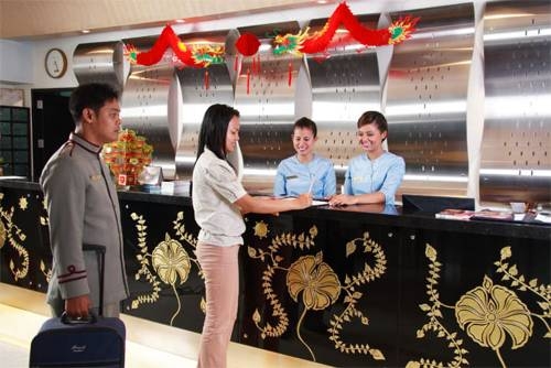 Imagen general del Hotel Golden Crown Grand. Foto 4
