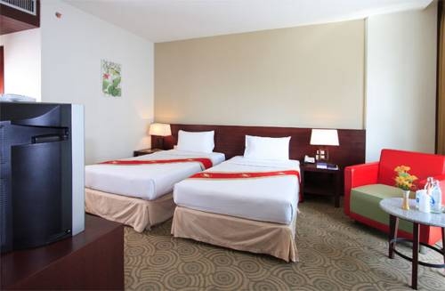 Imagen general del Hotel Golden Crown Grand. Foto 6