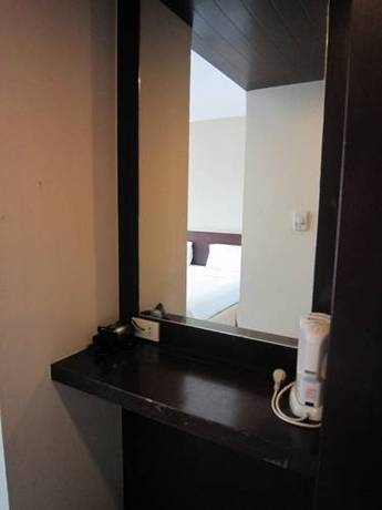 Imagen general del Hotel Golden Crown Grand. Foto 9