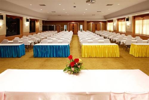 Imagen general del Hotel Golden Crown Grand. Foto 11