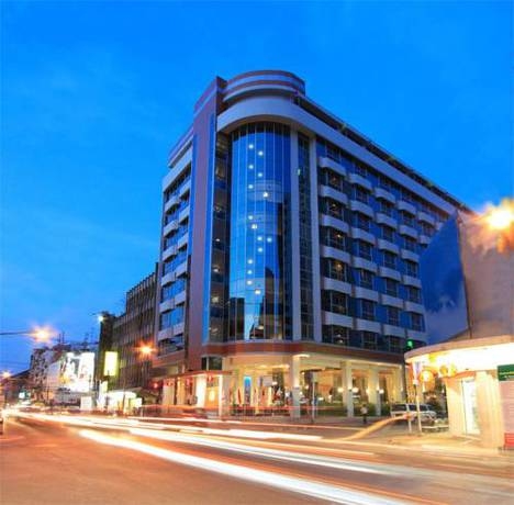 Imagen general del Hotel Golden Crown Grand. Foto 13