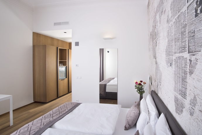 Imagen de la habitación del Hotel Golden Crown, Praga. Foto 4