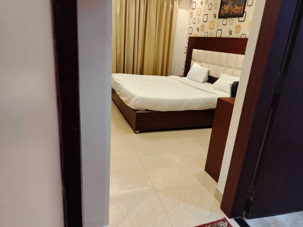 Imagen de la habitación del Hotel Golden Crown, Varanasi. Foto 5