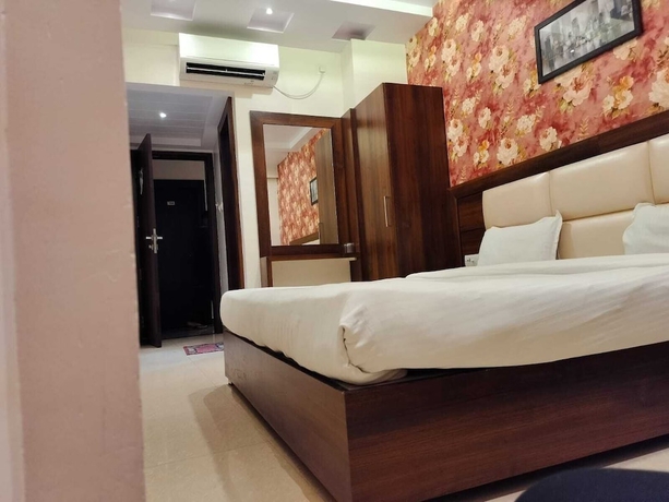 Imagen de la habitación del Hotel Golden Crown, Varanasi. Foto 13