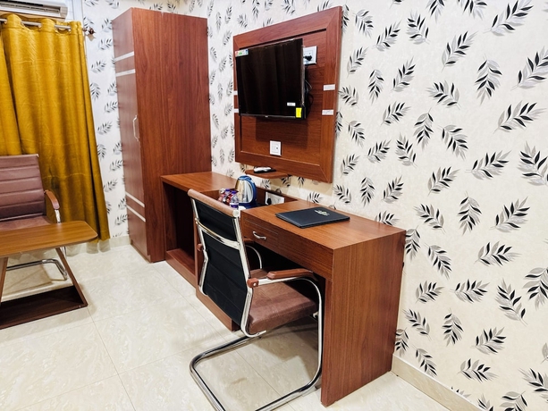 Imagen de la habitación del Hotel Golden Crystal. Foto 3