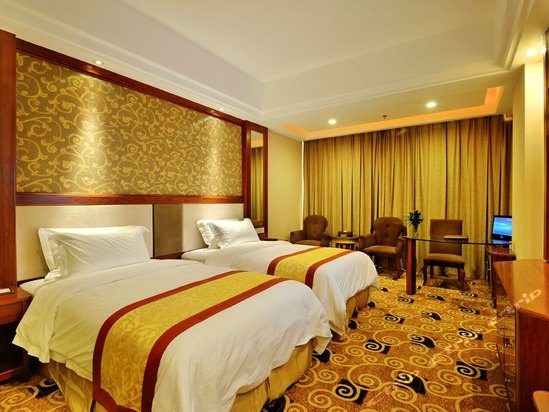 Imagen de la habitación del Hotel Golden Diamond. Foto 3