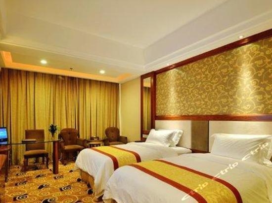 Imagen de la habitación del Hotel Golden Diamond. Foto 5