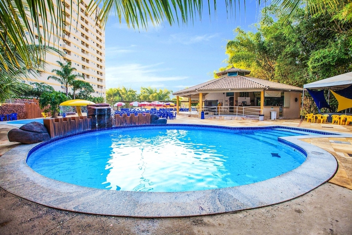Imagen de la piscina del Hotel Golden Dolphin Grand. Foto 17