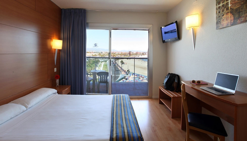 Imagen de la habitación del Hotel Golden Donaire Beach. Foto 10