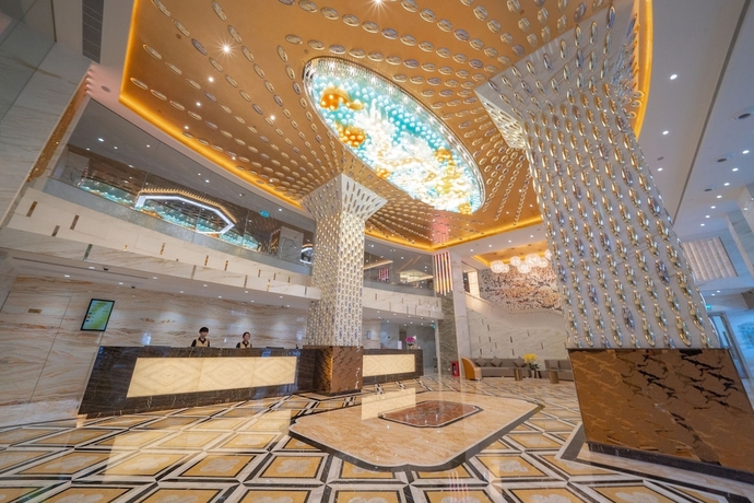 Imagen de los interiores del Hotel Golden Dragon. Foto 15