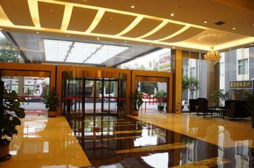 Imagen general del Hotel Golden Dragonball. Foto 4