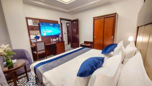 Imagen de la habitación del Hotel Golden Dune Almalaz. Foto 17