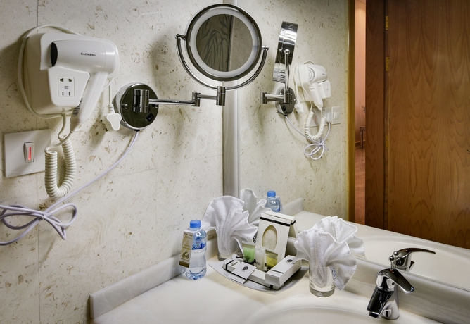 Imagen de la habitación del Hotel Golden Dune Riyadh. Foto 1
