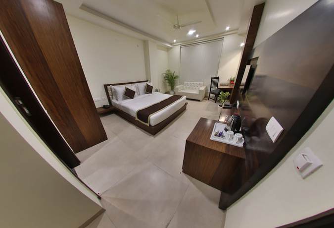 Imagen de la habitación del Hotel Golden Eagle By Keshav Globals. Foto 12