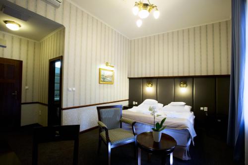 Imagen de la habitación del Hotel Golden Eagle, Levice. Foto 6