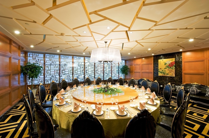 Imagen del bar/restaurante del Hotel Golden Eagle Summit Downtown. Foto 4