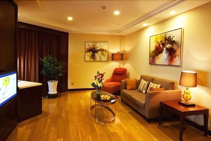 Imagen de la habitación del Hotel Golden Eagle Summit Kunming. Foto 10
