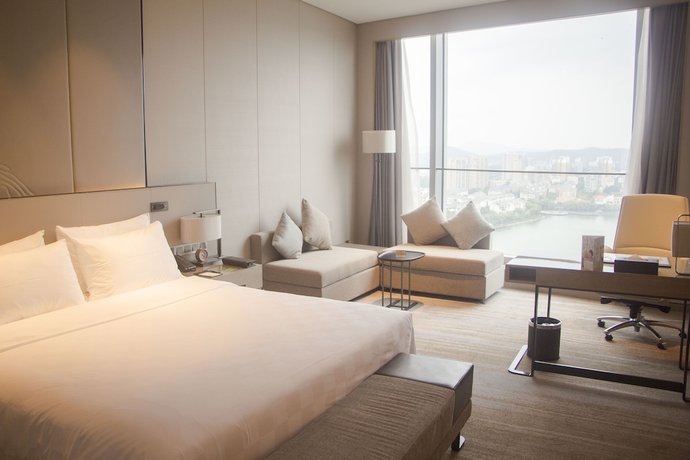 Imagen de la habitación del Hotel Golden Eagle Summit Nanjing China. Foto 6