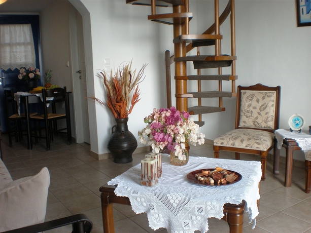 Imagen de los interiores del Hotel Golden East. Foto 12