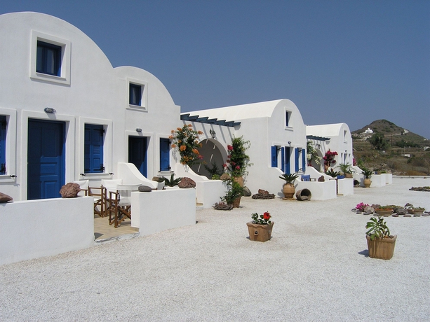 Imagen de los exteriores del Hotel Golden East. Foto 10