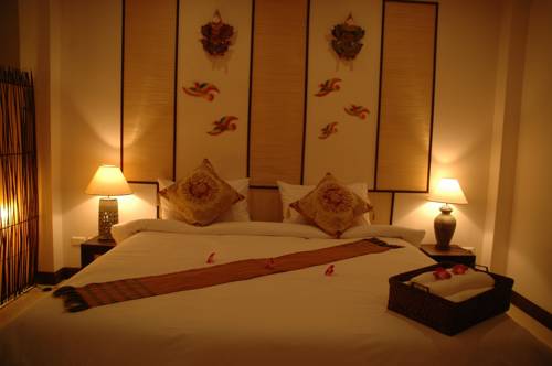 Imagen de la habitación del Hotel Golden Elephant Resort. Foto 8