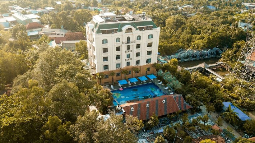 Imagen general del Hotel Golden Emerald Resort. Foto 4