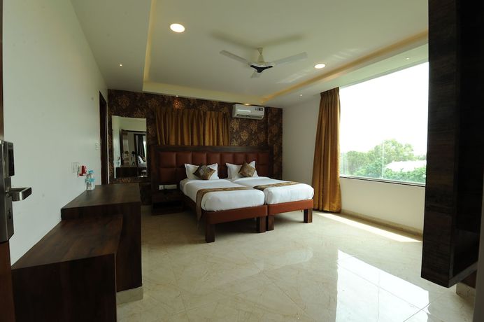 Imagen de la habitación del Hotel Golden Evana. Foto 5