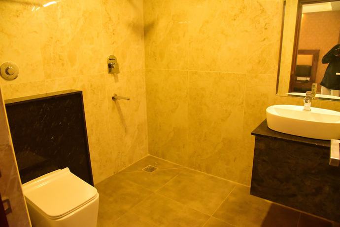 Imagen de la habitación del Hotel Golden Evana. Foto 6