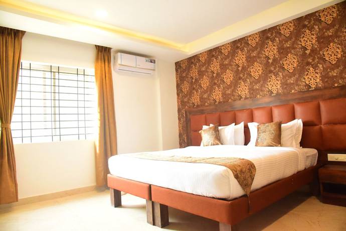 Imagen de la habitación del Hotel Golden Evana. Foto 13