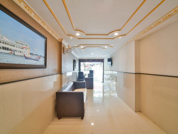 Imagen de los interiores del Hotel Golden Feather. Foto 19