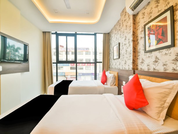 Imagen de la habitación del Hotel Golden Feather. Foto 11