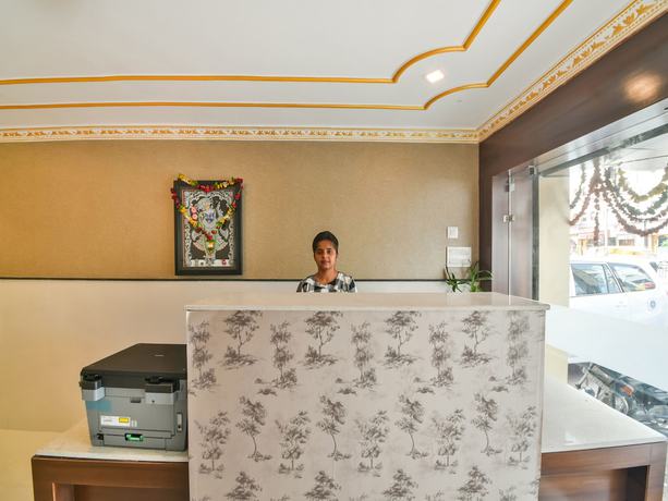 Imagen de los interiores del Hotel Golden Feather. Foto 20