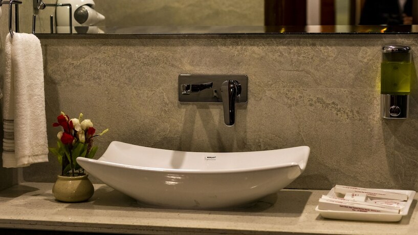 Imagen general del Hotel Golden Fern Resort. Foto 7