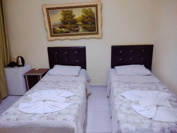 Imagen de la habitación del Hotel Golden Fish. Foto 13