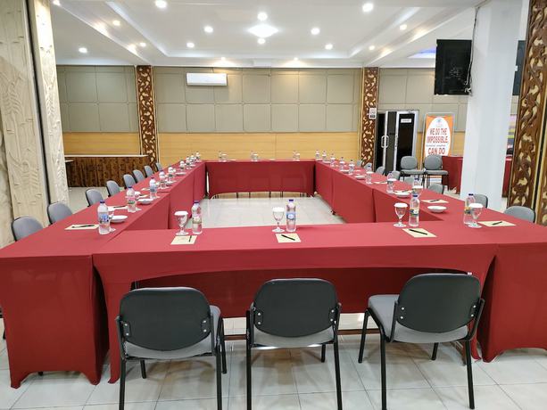 Imagen de los interiores del Hotel Golden Ganesha Yogyakarta by Ecommerceloka. Foto 11