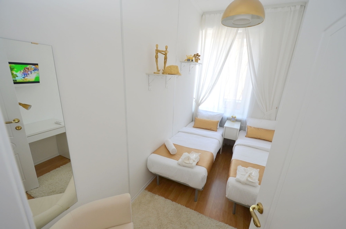 Imagen de la habitación del Hotel Golden Garden. Foto 3