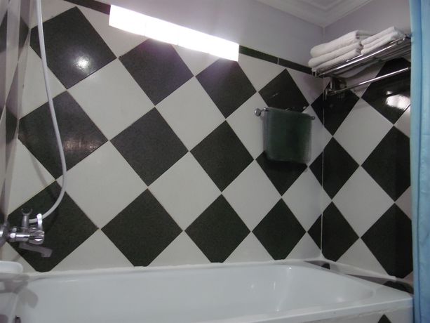 Imagen de la habitación del Hotel Golden Gate. Foto 1