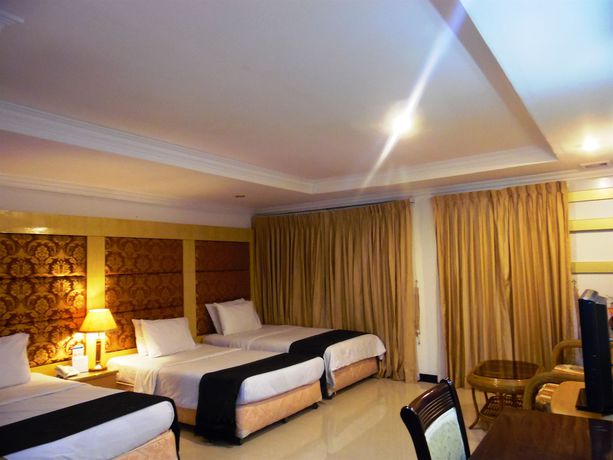 Imagen de la habitación del Hotel Golden Gate. Foto 13