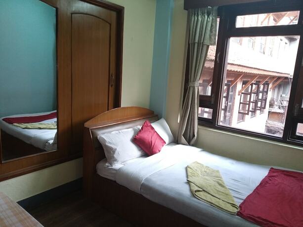 Imagen de la habitación del Hotel Golden Gate Guest House. Foto 19