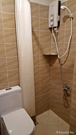 Imagen de la habitación del Hotel Golden Gate Suites. Foto 4