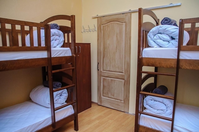 Imagen de la habitación del Hotel Golden Globus Hostel. Foto 3
