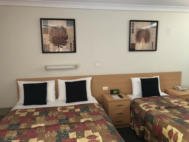 Imagen de la habitación del Hotel Golden Grain Motor Inn. Foto 18